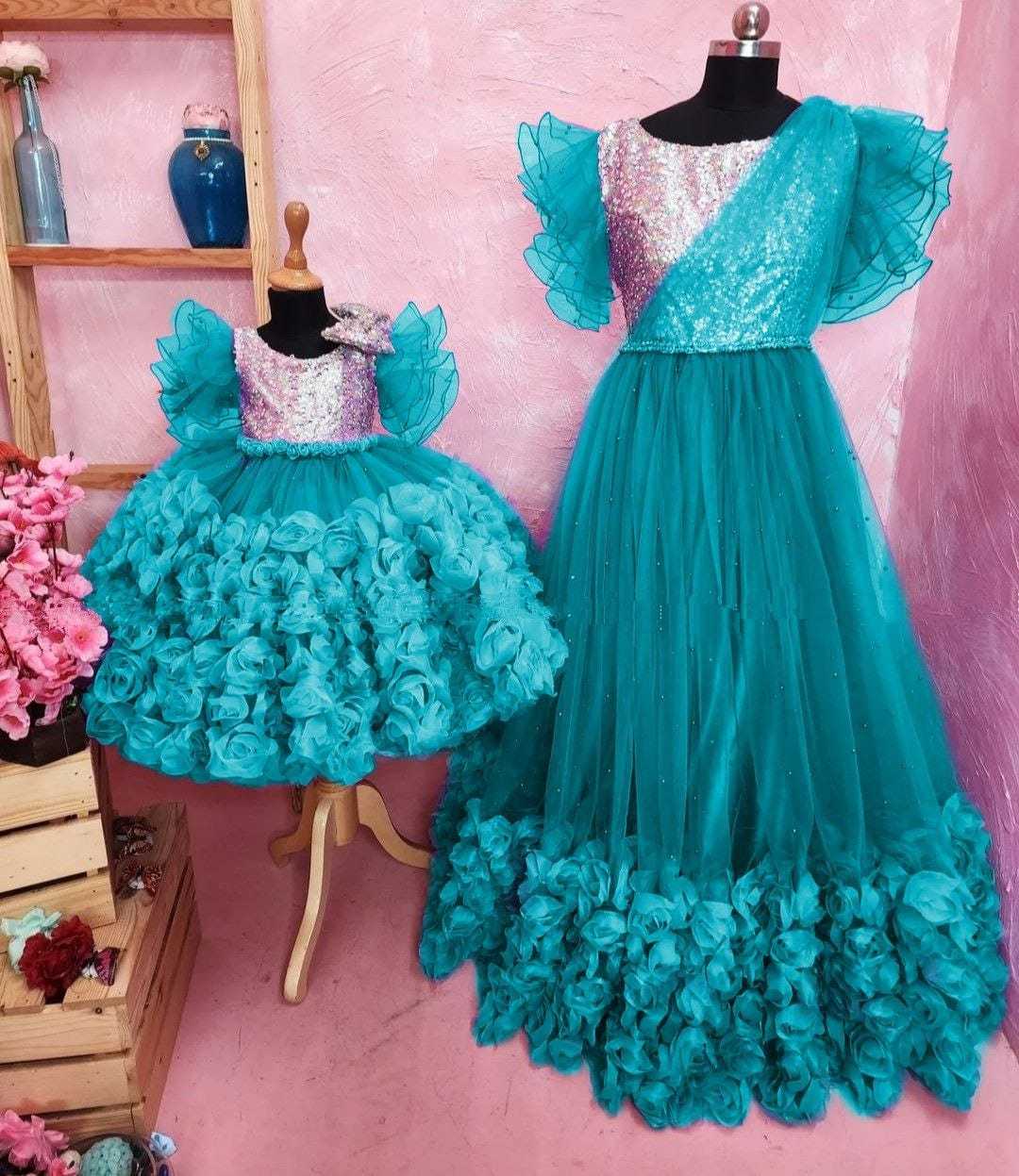 YNF SOFT NET PRI 031 GOWNS WHOLESALE MOTHER & DAUGHTER COMBO MANUFACTURER    